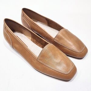 Enzo Angiolini Liberty Loafer Flat Women 7M Caramel Tan Leather Sole Brazil
